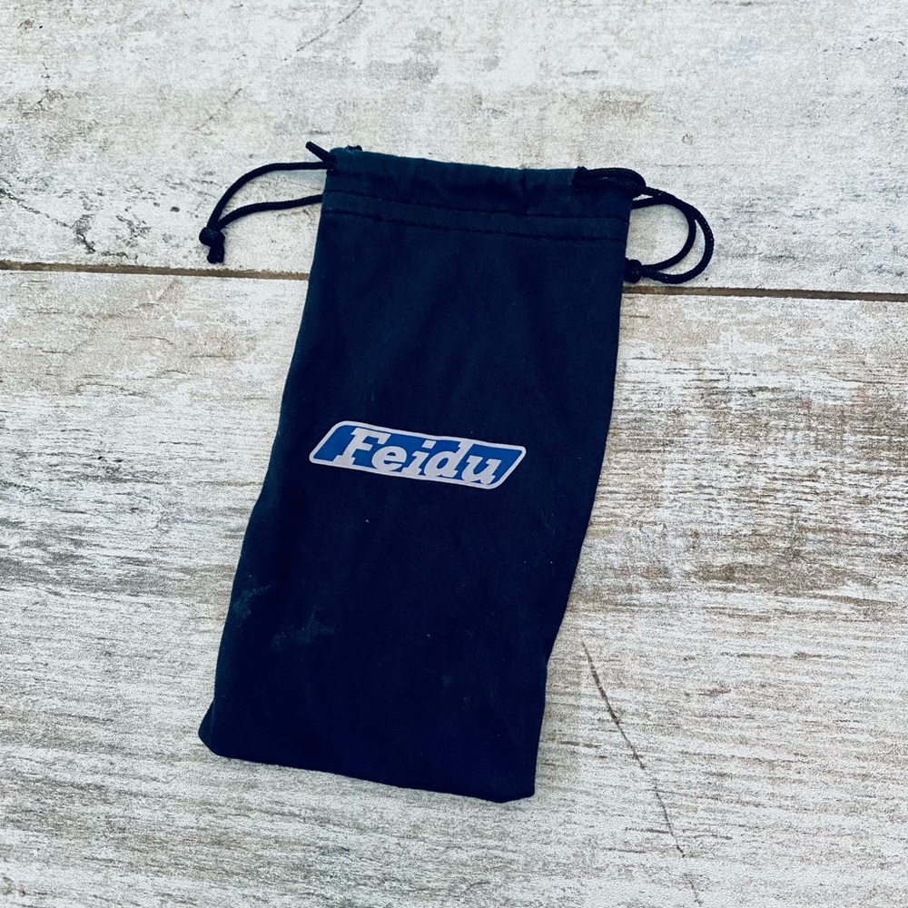 ⭐️5 for $25⭐️ BLACK Feidu sunglasses pouch